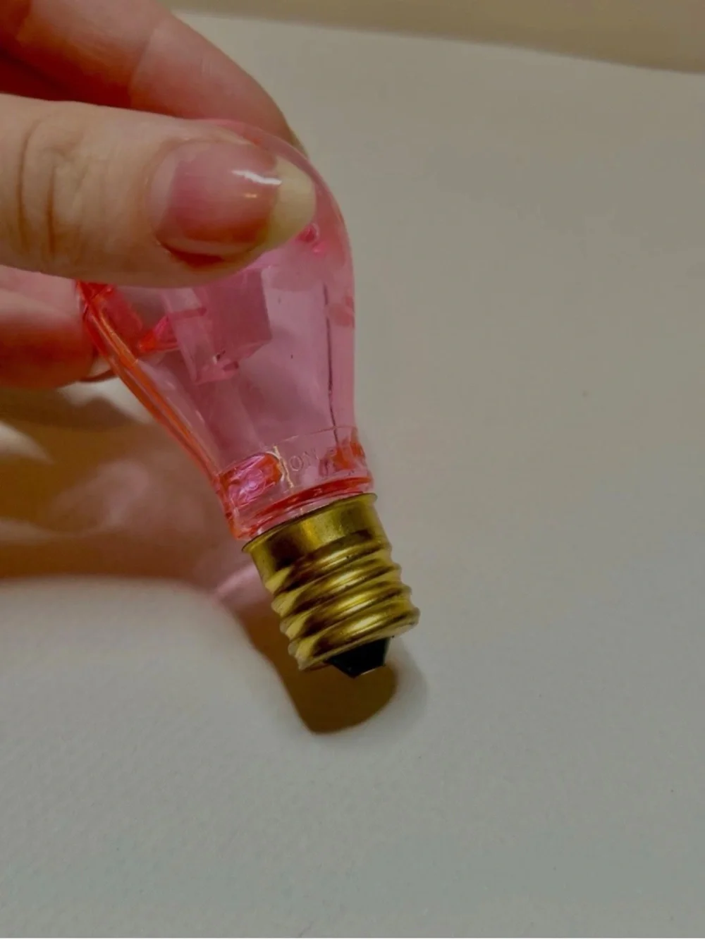 Vintage Pink Light Bulb Pencil Sharpener Novelty Plastic Retro School Supply